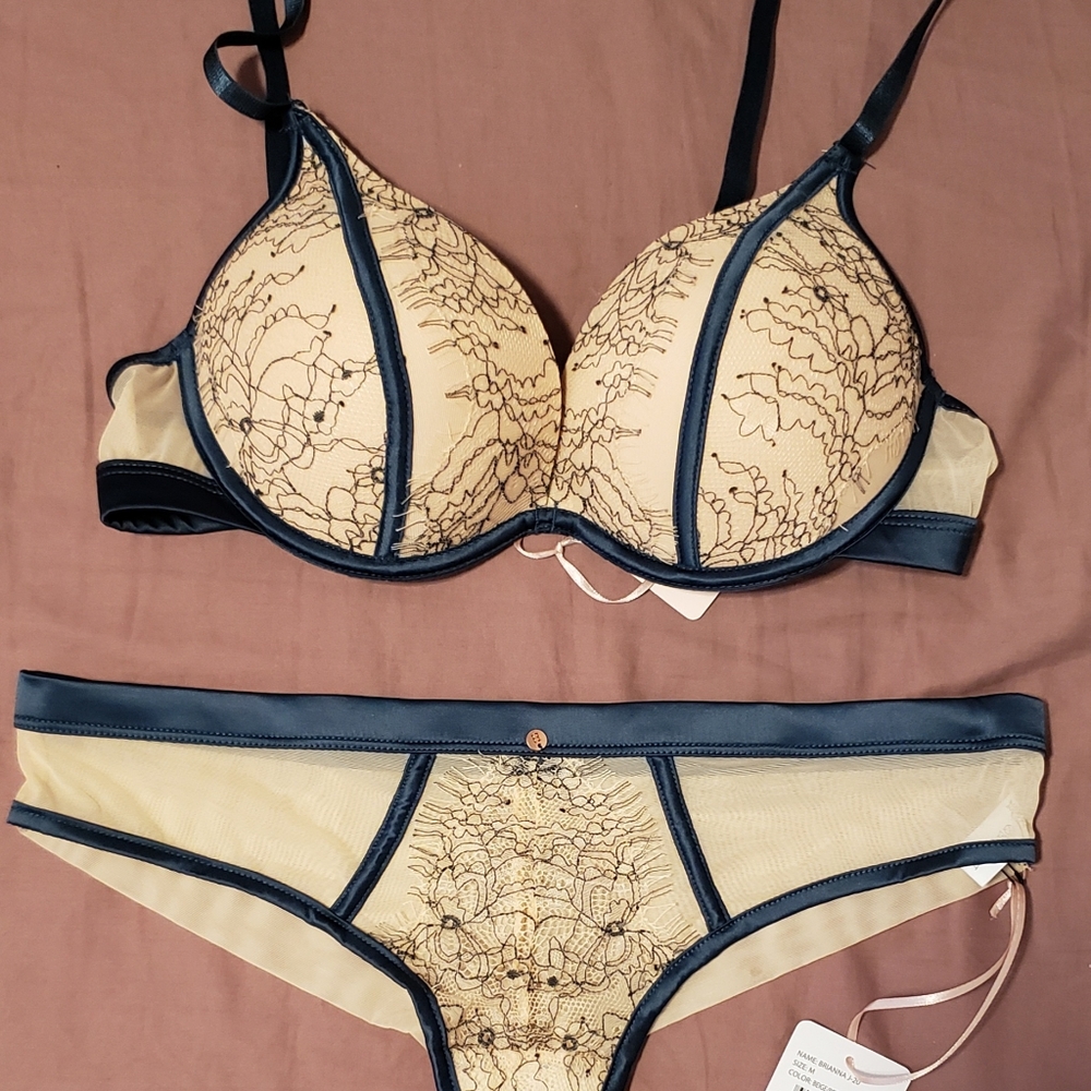 Bra and panty set